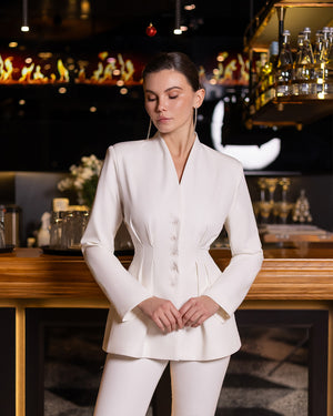Averin Suit