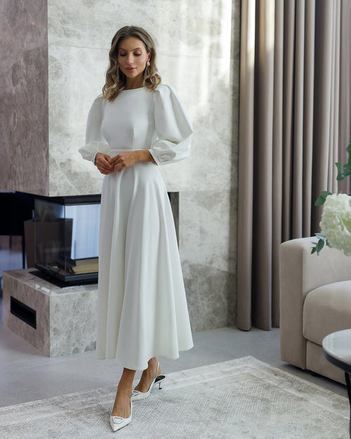 Valerie Midi white back open button detail
