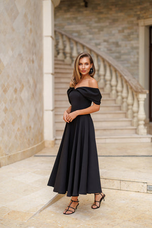 Elvoria Dress