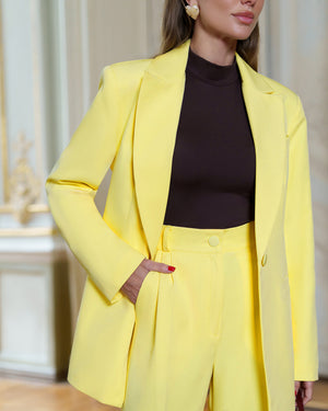 Alessia Suit
