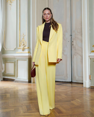 Alessia Suit