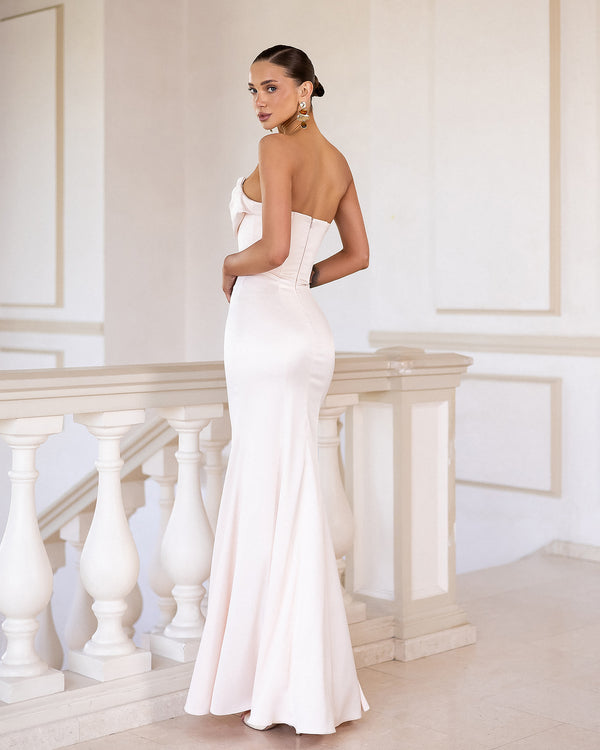 Seravia Dress