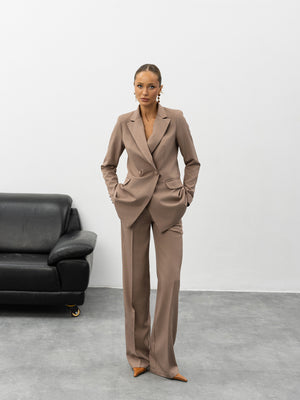 Varellia Suit