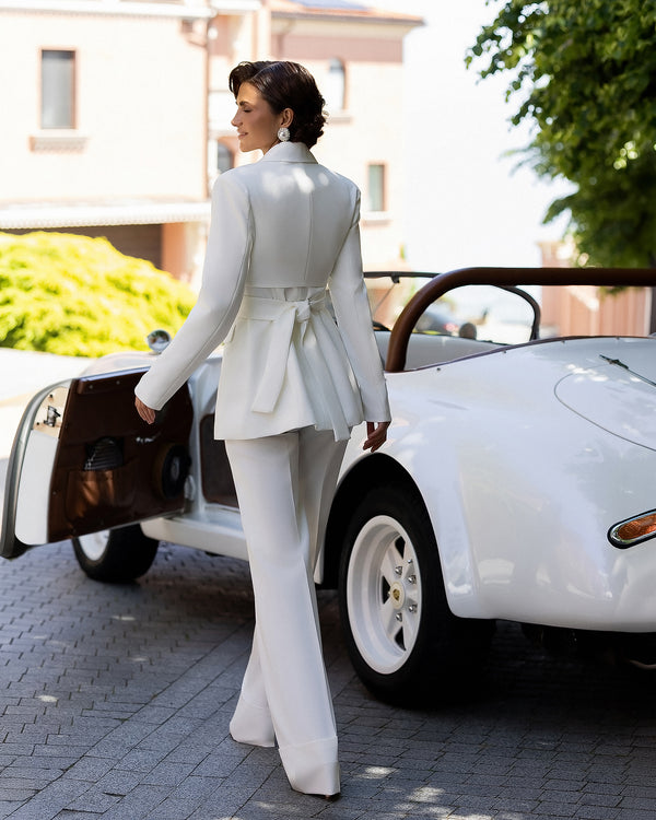 Astreya Suit