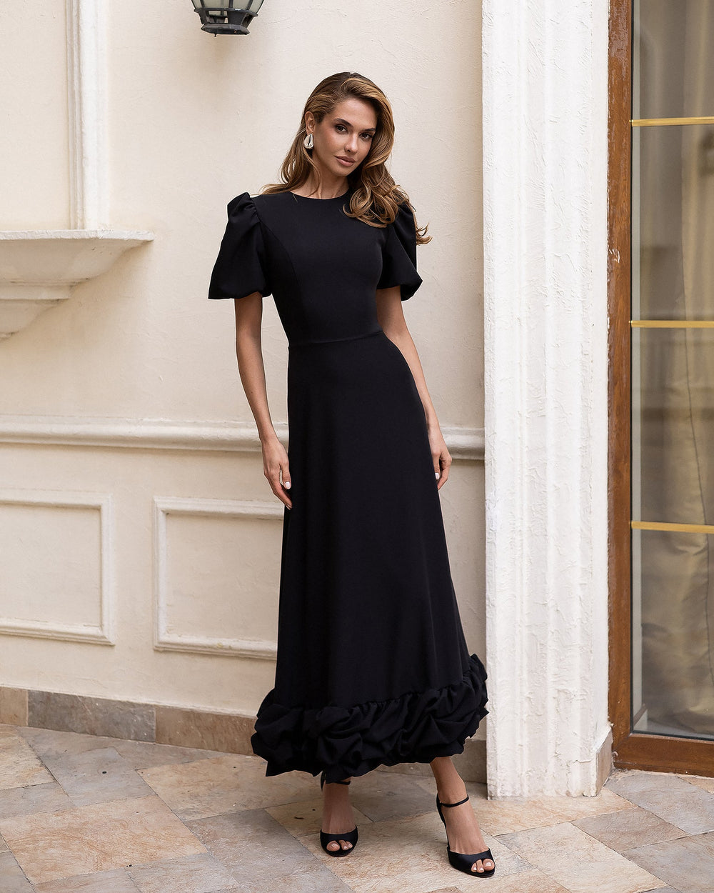 Marovia black, full-length standing