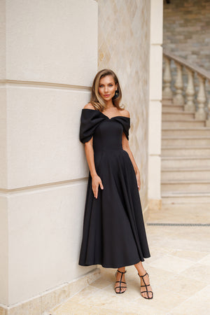 Elvoria Dress