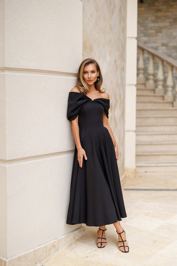Elvoria Dress