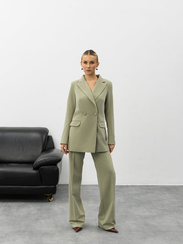 Varellia Suit
