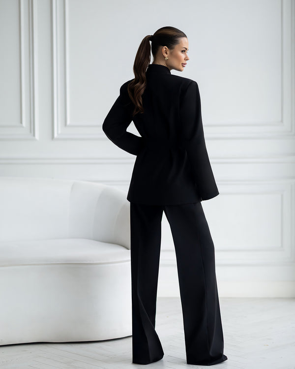 Montrel Suit