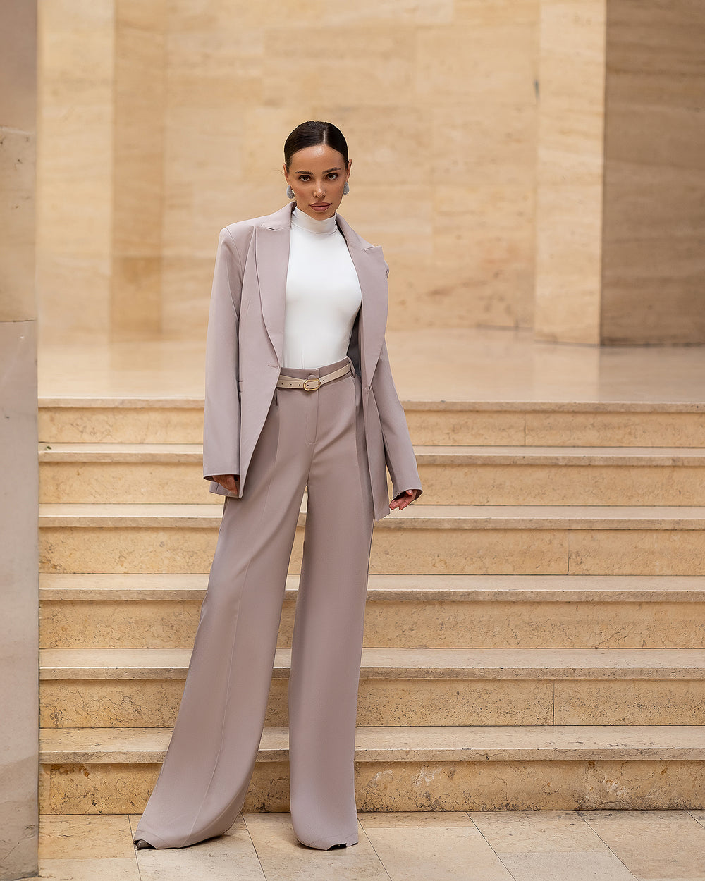 Alessia Suit