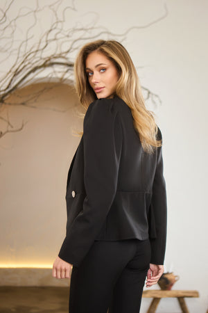 Viremont Suit