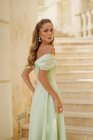 Elvoria Dress