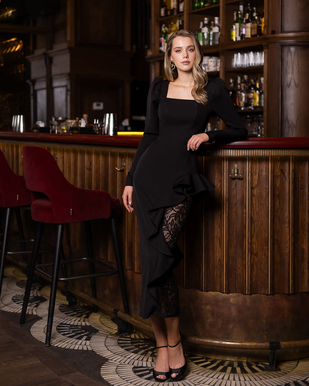 Lysandra Lace Dress blue, full-length standing
