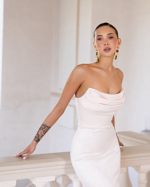 Seravia Dress