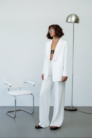 Dorevane Suit