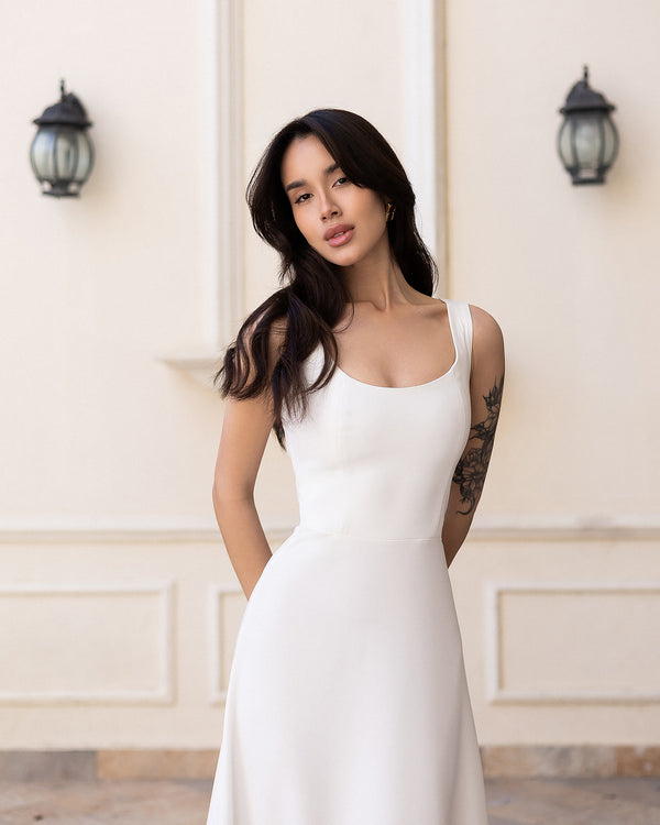 Esmiora Dress