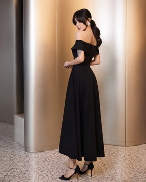 Calyra Dress