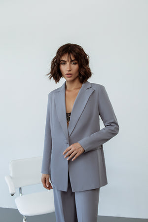 Dorevane Suit