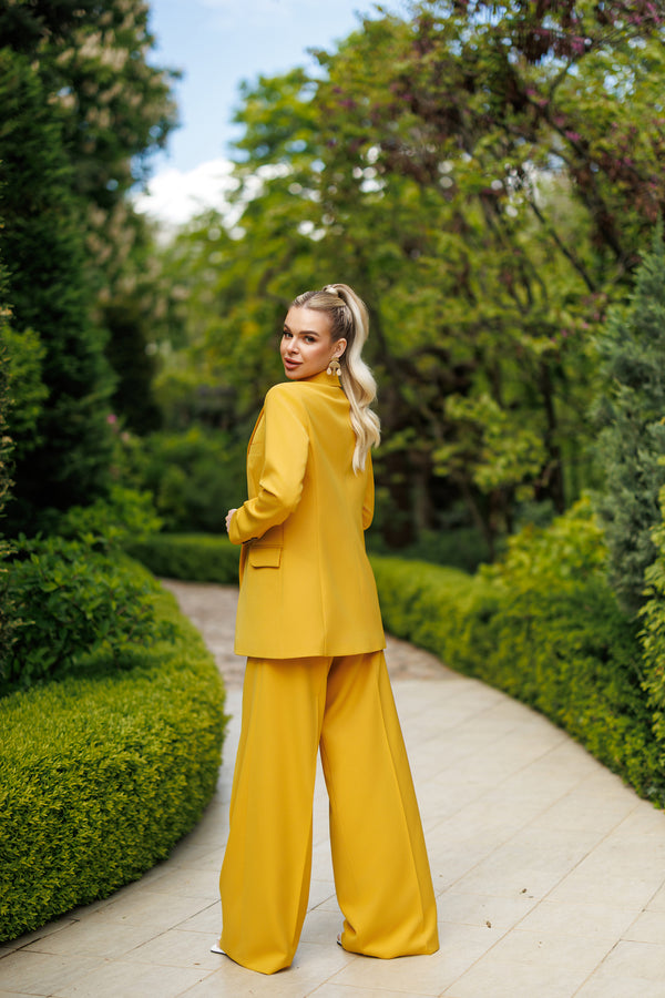 Aurevane Suit