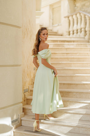 Elvoria Dress