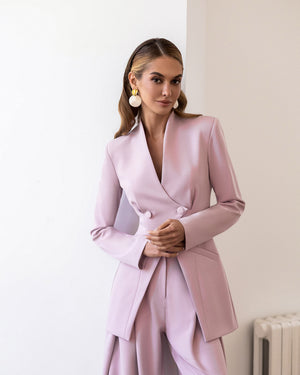 Leravia Suit