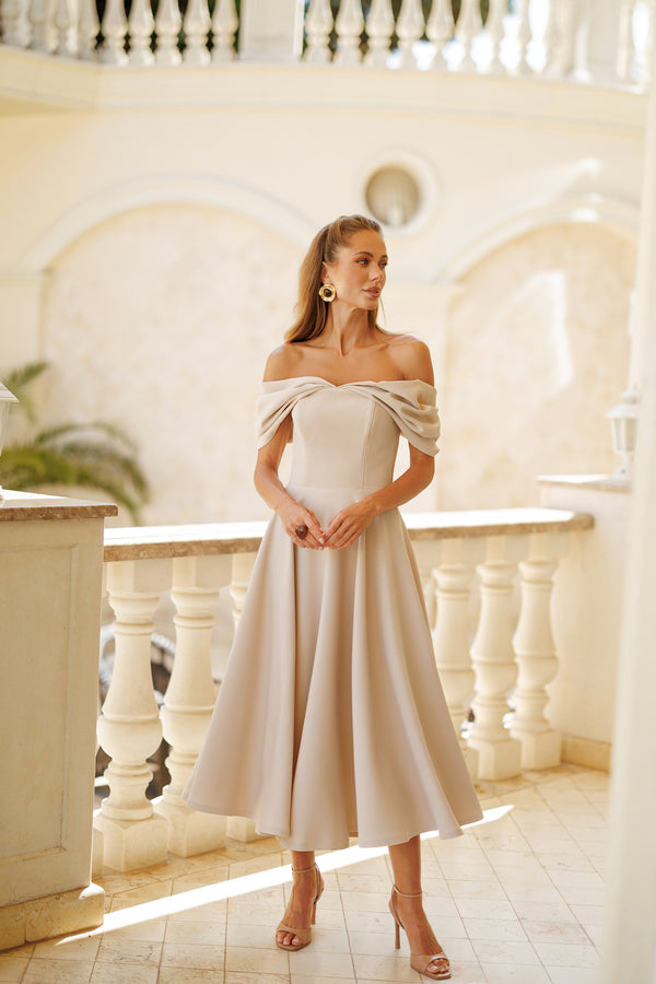 Elvoria Dress