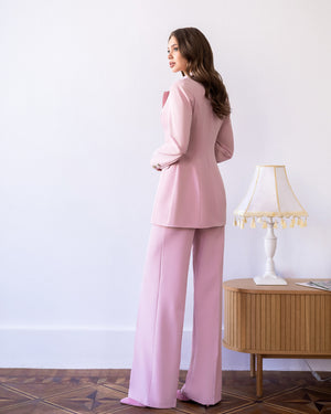 Almira Suit