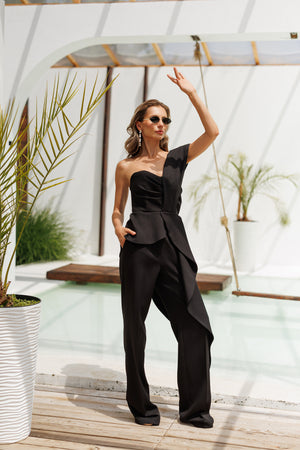 Solvienne Suit