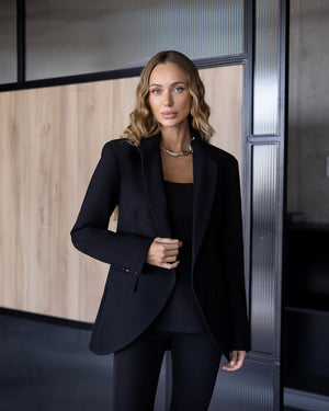 Black Lerida Top front view refined