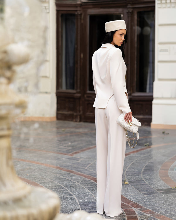 Virelle Suit
