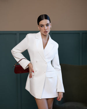 Viviana Blazer Dress light beige evening look