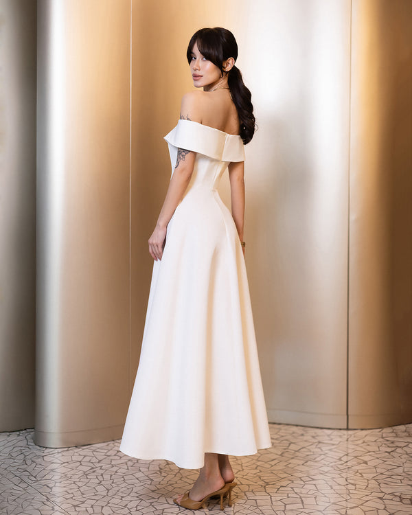 Calyra Dress