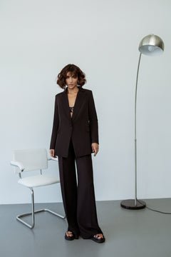 Dorevane Suit