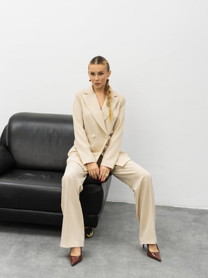 Varellia Suit