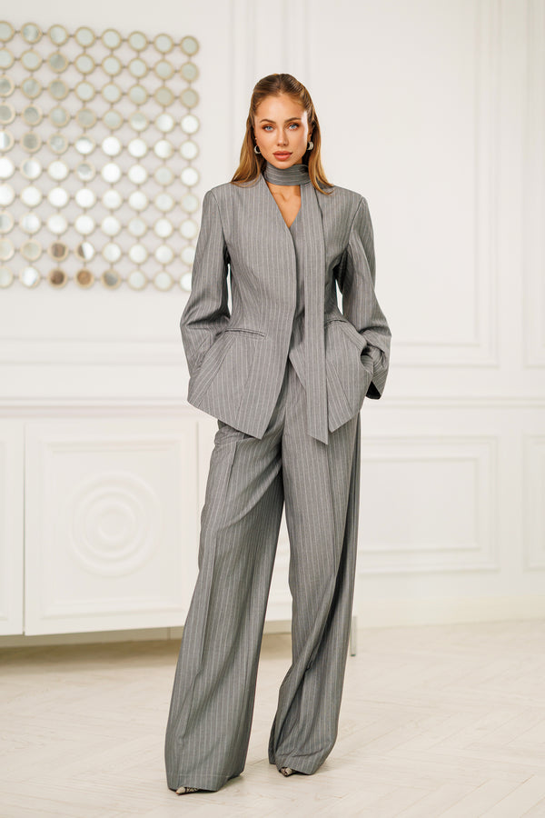 Averelle Suit