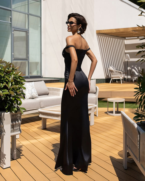 Elyndra Dress