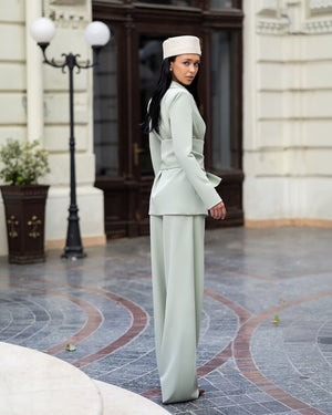 Astera Suit