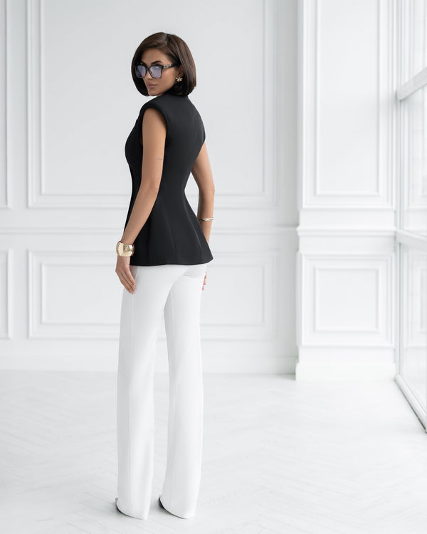Vantage Sleeveless Blazer