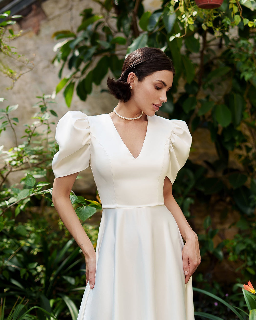 Arabella Dress in pink powder, close-up of shoulder detail