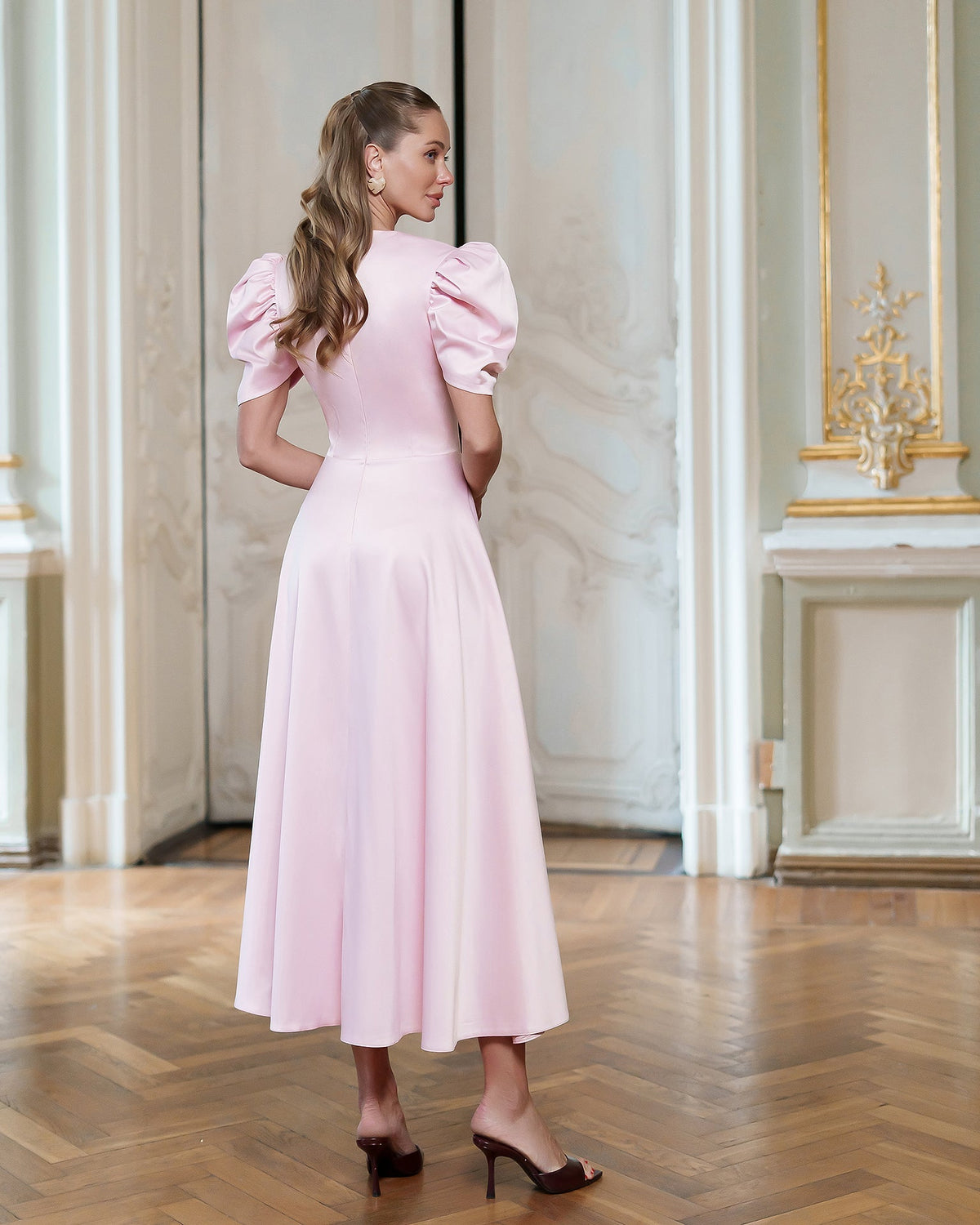 Rochie Arabella cu decolteu în V și mâneci bufante, Pink, fotografia 3