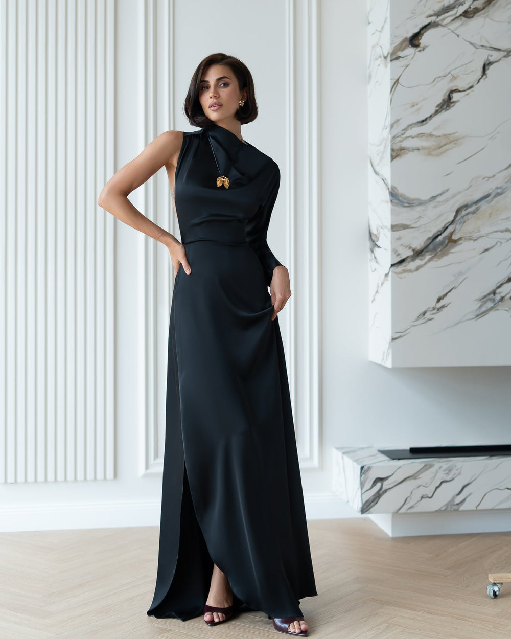 Celeste Dress in black, side detail open back