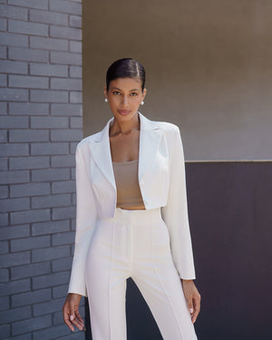 Black Lerida Suit side profile detail