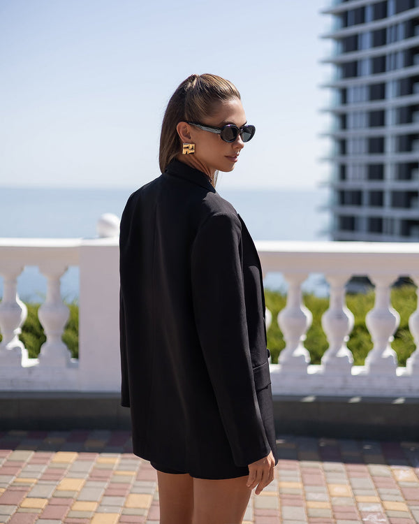 Lestina suit