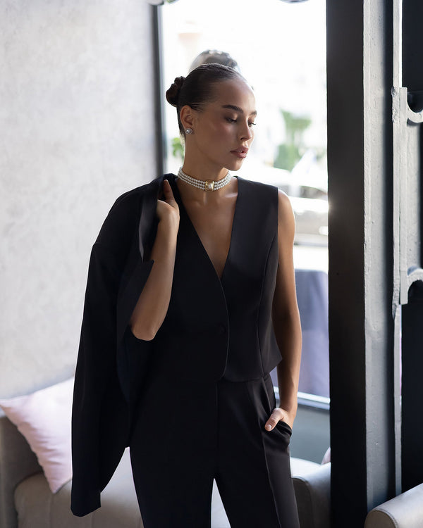 Orielle Suit