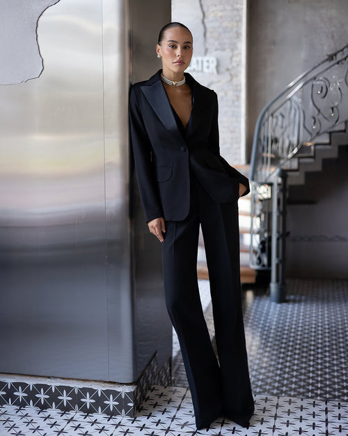 Orielle Suit