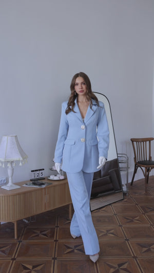 Almira Suit