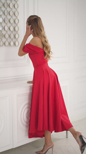 Elvoria Dress video