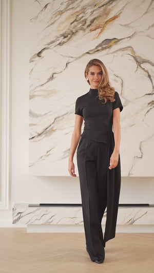 Arvienne Suit