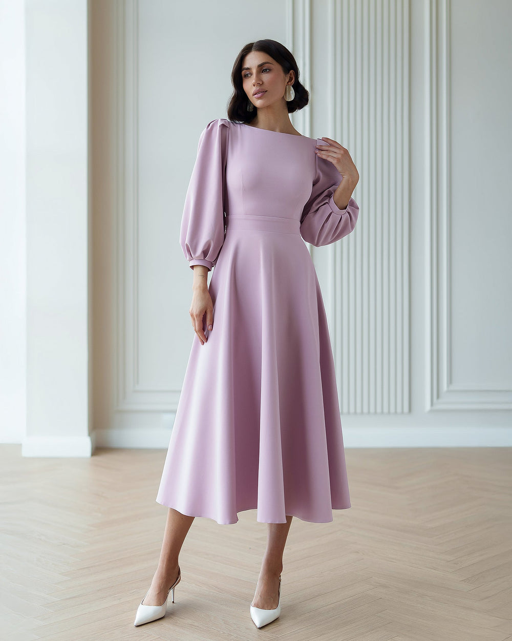 Valerie Midi powder back outdoor detail